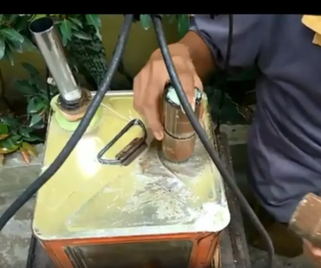 Melawan Lupa Lewat Bunyi "Tuuuut": Nostalgia Manis di Balik Kue Putu Bambu 10