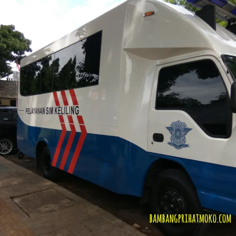 Mobil layanan SIM Keliling